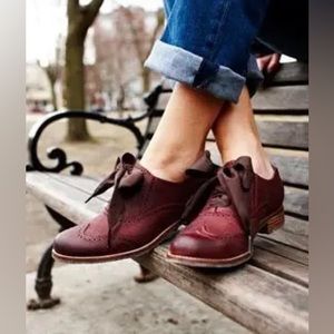 Sebago Claremont Brogue Black Cherry US 8 leather dress shoes w/ ribbon laces